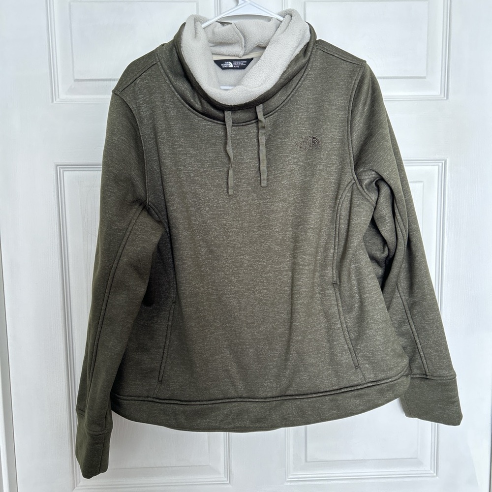 The North Face Cream Fleece Pullover